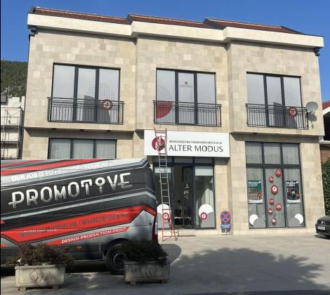 Perforirana - rupičava folija